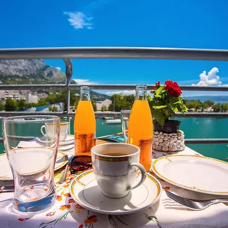 Apartmani Ribnjak Seka Omis Exterior photo