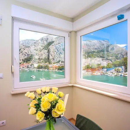 Apartmani Ribnjak Seka Omis Exterior photo