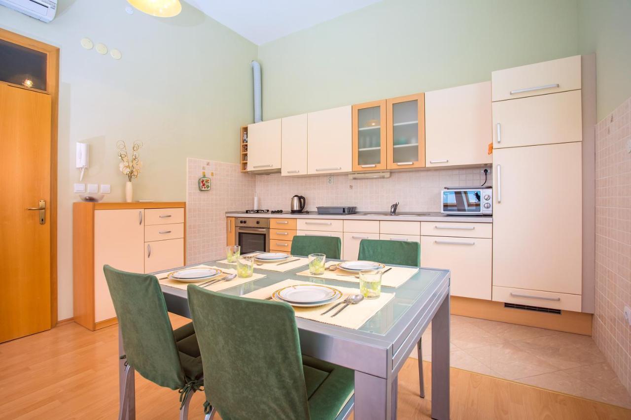 Apartment Ribnjak Seka Omis