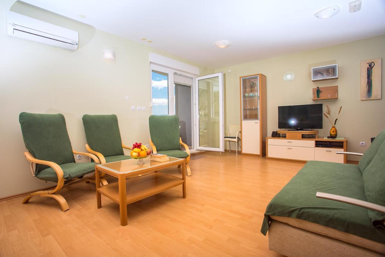 Ribnjak Seka Apartment Omiš